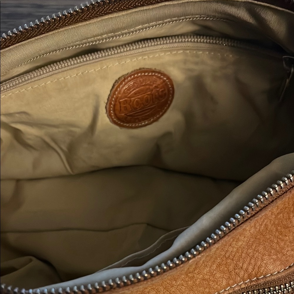 Roots vintage soft Tan Leather Shoulder Bag - Picture 5 of 11